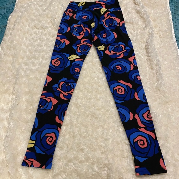 NWOT LLR Disney Roses OS Leggings 🦄 🚨 - Picture 6 of 6